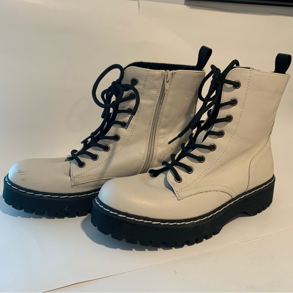 Sincerely Jules Boots Women’s Harley Platform Combat Cream Leather Size 8.5 - Picture 2 of 13